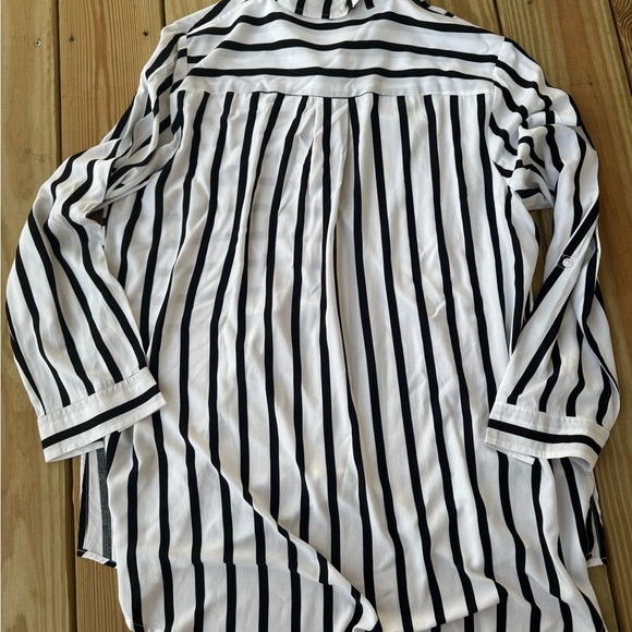 C. EST 1946 Button up Striped Black and White Women's Top XL - Picture 2 of 4